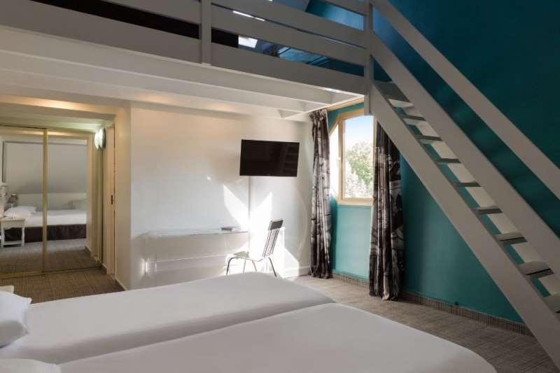 Hotel Le Cardinal Rueil Centre Room photo