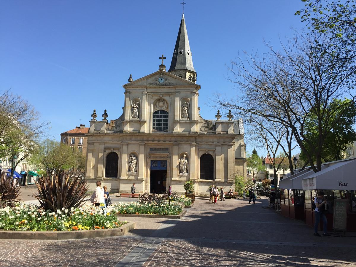Hotel Le Cardinal Rueil Centre Exterior photo